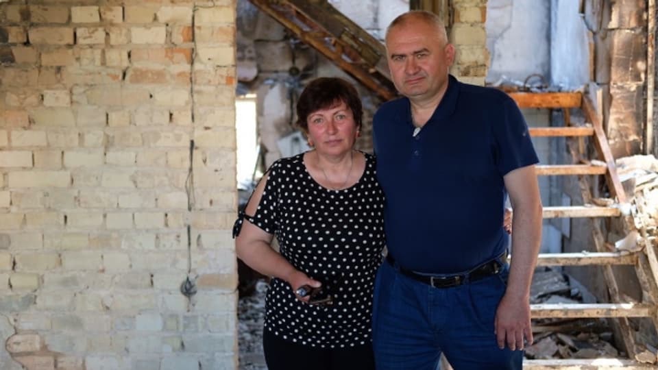 Georgi Sakhnenko und seine Frau Ljudmilla stehen vor dem Nichts. Ihr Haus in Hostomel wurde fast vollständig zerstört.