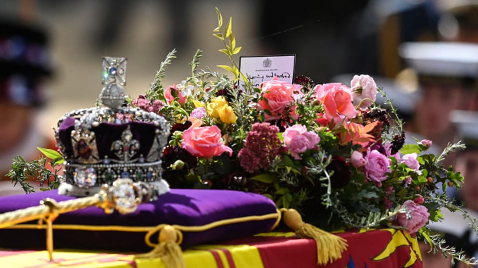 Millionen von Menschen haben sich am Montag endgültig von Königin Elisabeth II. verabschiedet.