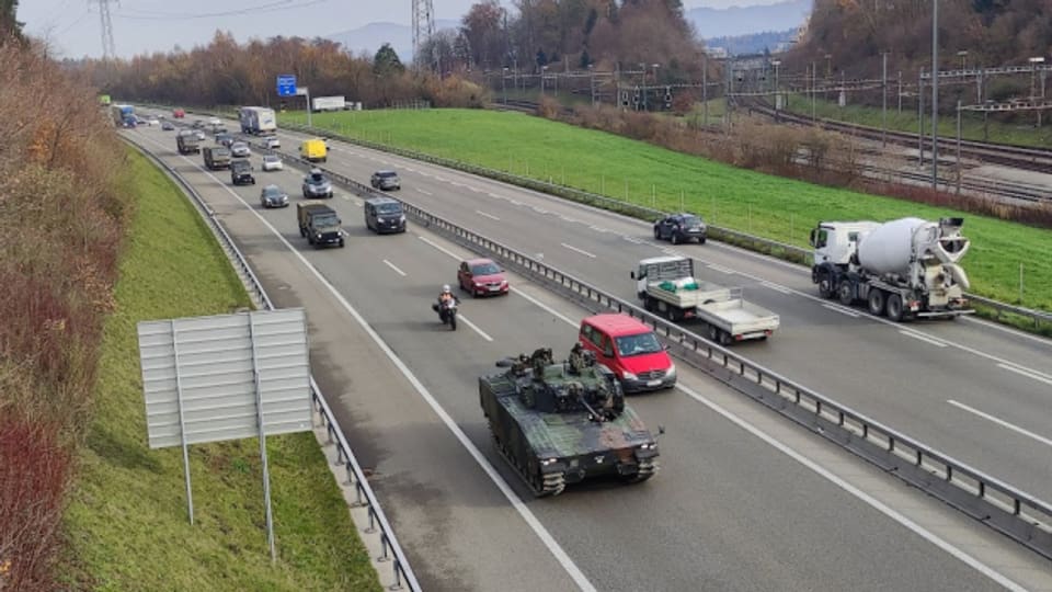 Die Schweizer Armee führt zurzeit die grösste Übung seit über 30 Jahren durch.