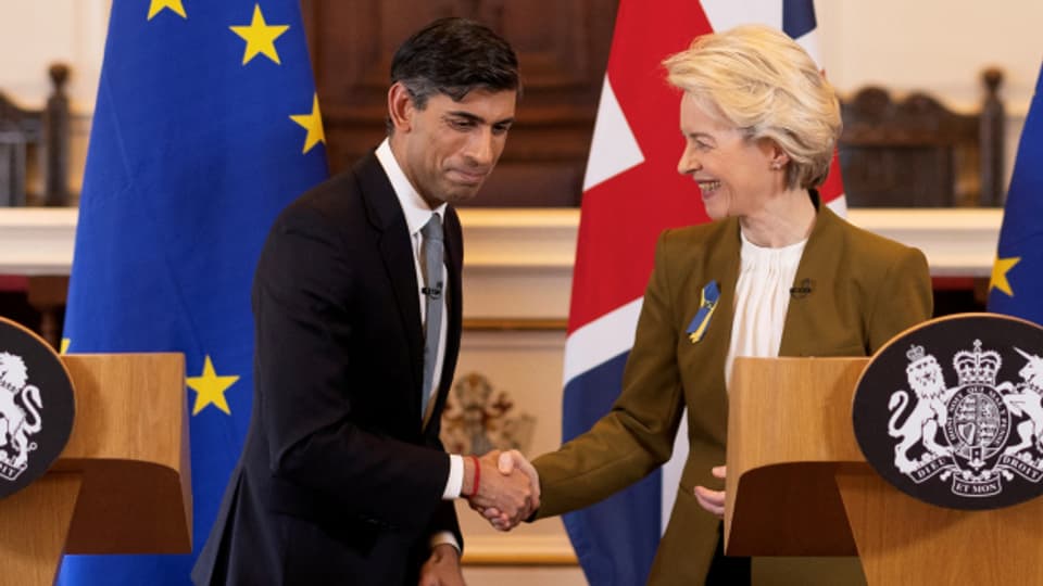 EU-Kommissionspräsidentin Ursula von der Leyen und Premierminister Rishi Sunak trafen sich am Montag in London zu Verhandlungen.