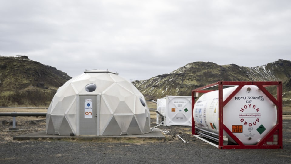 Beim Projekt DemoUpCARMA wird CO2 nach Island transportiert und in einem geologischen Reservoir dauerhaft gespeichert.