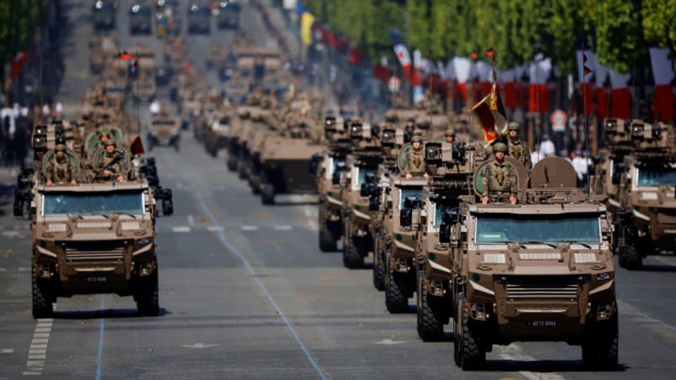 Eine Militärparade in Paris am Nationalfeiertag vergangenes Jahr.
