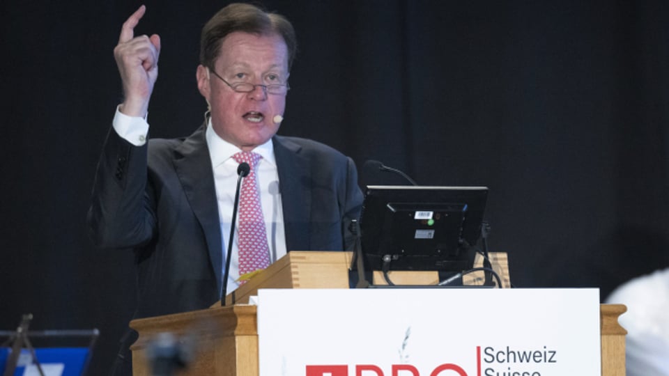 Stephan Rietiker, Präsident von «Pro Schweiz», an der ersten Mitgliederversammlung dieser Organisation in Bern.
