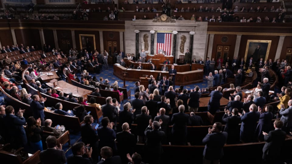 «Die USA binden die Mehrheit stark zurück» Echo der Zeit SRF