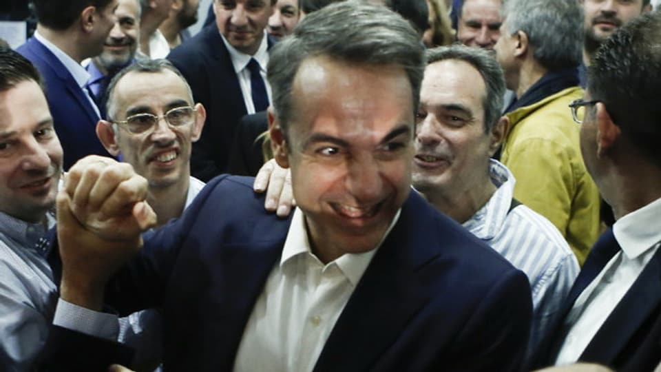 Zu viel Widerstand: Der griechische Premier Kiriakos Mitsotakis wird die Ehe für alle nicht noch in diesem Jahr einführen.