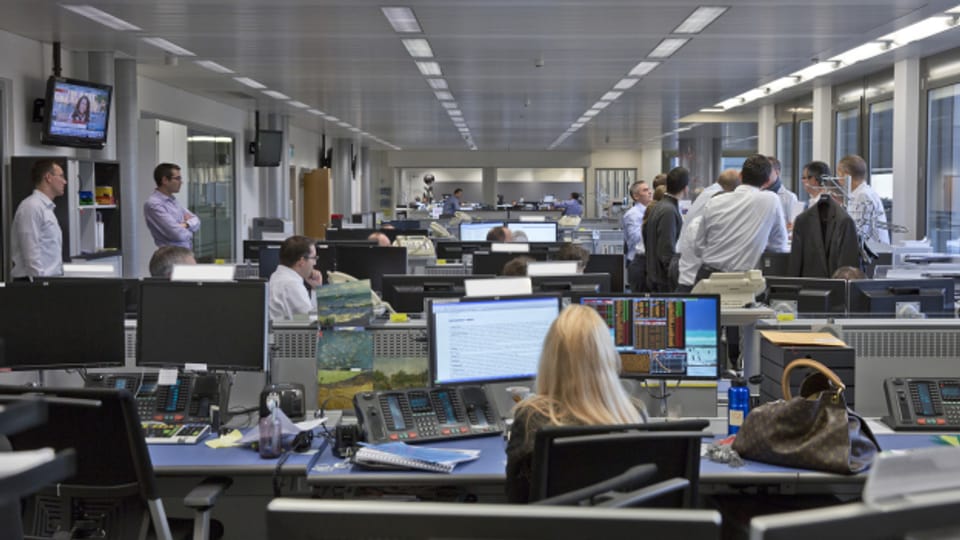 Blick auf den Trading-Floor der UBS in Opfikon im Jahr 2012.
