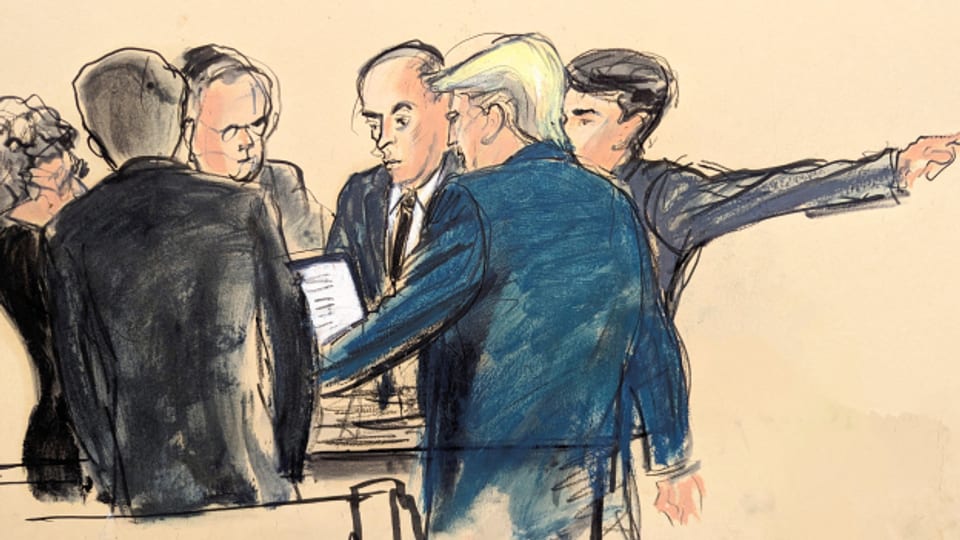 Trump diskutiert mit seinem Verteidigungsteam - eine Skizze der renommierten Gerichtszeichnerin Elizabeth Williams.