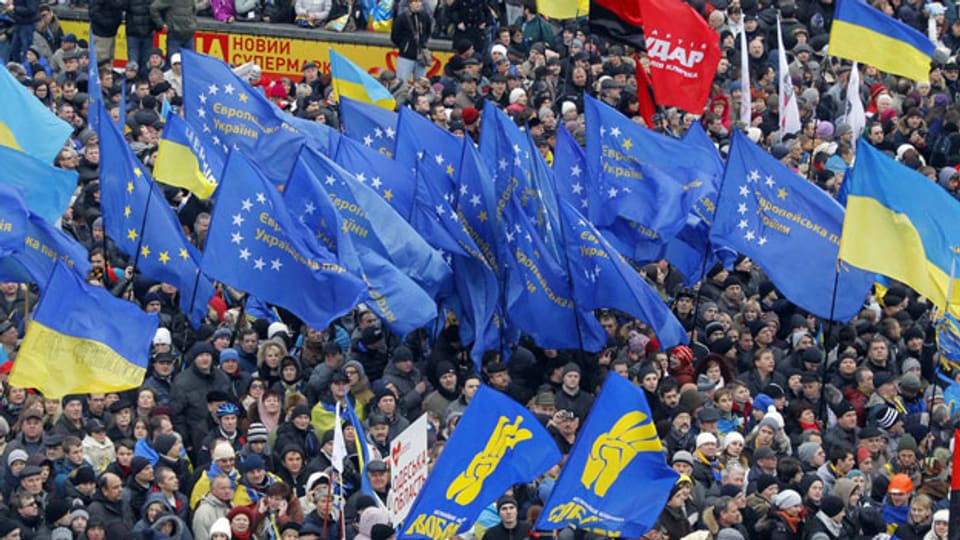 Die proeuropäische Opposition in der Ukraine fordert den Rücktritt von Präsident Janukowitsch.
