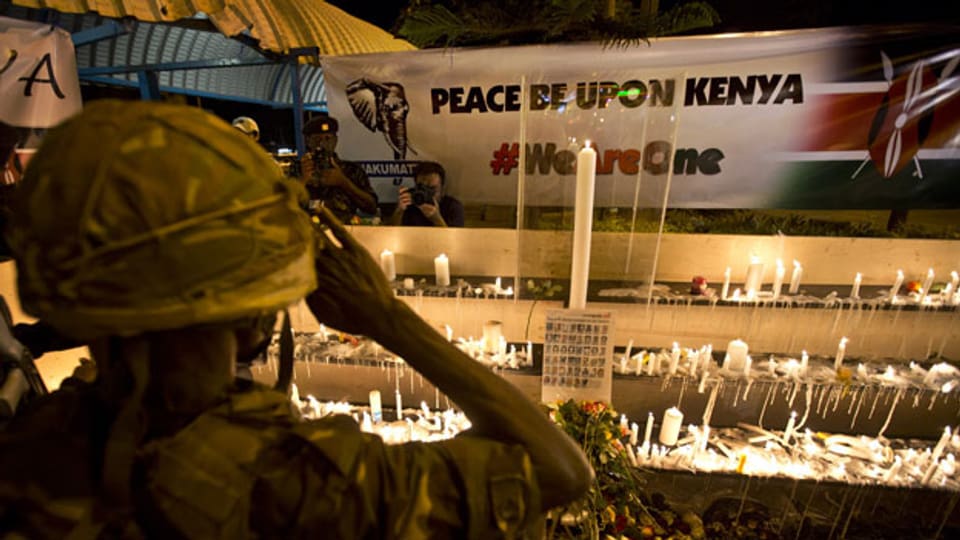Trauerkerzen für die Opfer des Terroranschlags in Nairobi