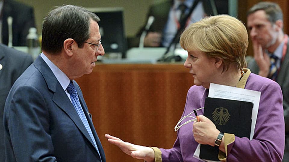 Zyperns Präsident Anastasiades und die deutsche Kanzlerin Angela Merkel am EU-Gipfel in Brüssel.