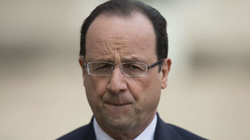 François Hollande lässt die Einkommens- und Vermögensverhältnisse seiner Minister offenlegen.