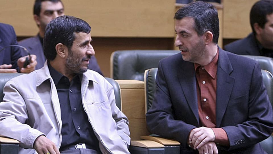 Mahmud Ahmadinejad und Rahim Mashai.