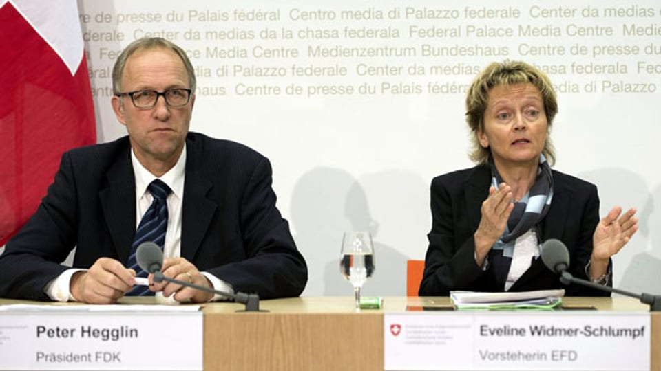 Eveline Widmer-Schlumpf und Peter Hegglin zur Unternehmenssteuerreform