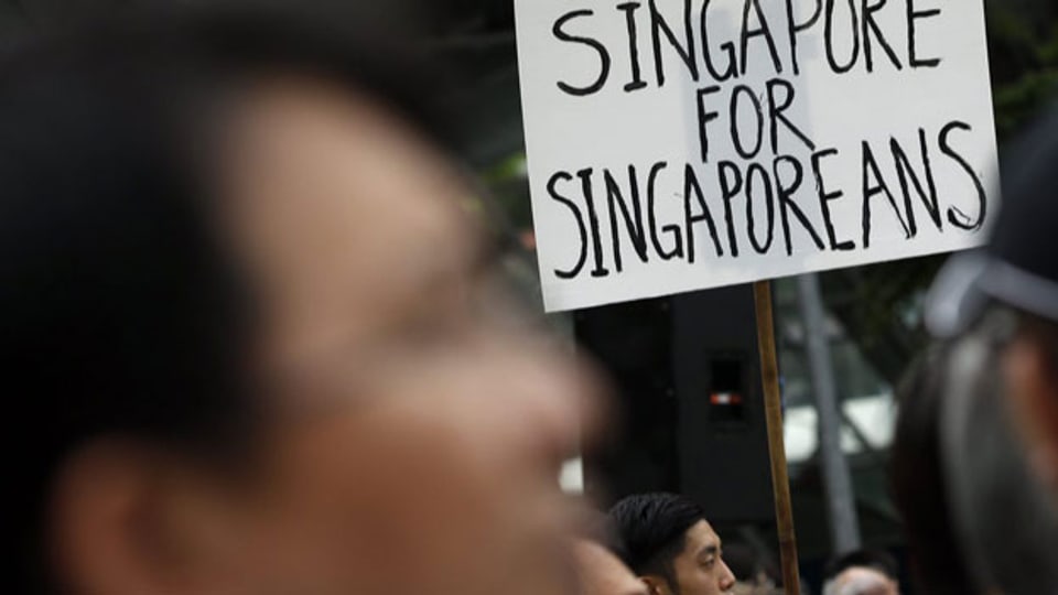 Singapurer demonstrieren gegen Ausländer