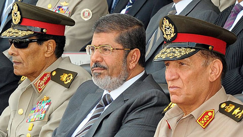 Der ägyptische Präsident Mohammed Mursi bei seiner Amtseinführung im Juli 2012. Unterstützt nun die Armee die Opposition?