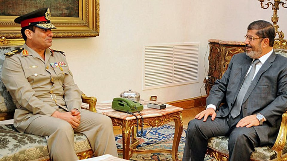 Armeechef Abdel Fatah al-Sisi und Präsident Mohammed Mursi im August 2012.