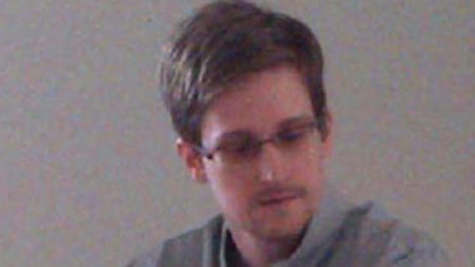 Snowden sitzt in Moskau fest