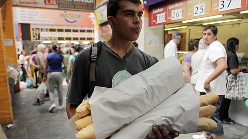 Brot gehört auch in Argentinien zu den Grundnahrungsmitteln; zur Zeit ist es so teuer, dass viele Leute es sich nicht mehr leisten können.