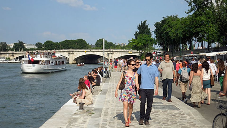 Paris: Flanieren auf der neuen Promenade am linken Seineufer.