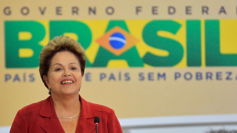 Die brasilianische Präsidentin Dilma Rousseff spricht zur Lancierung eines nationalen Gesundheitsprogramms, am 8. Juli 2013 in Brasilia.