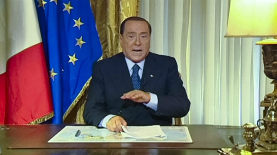 Silvio Berlusconi kritisiert im Fernsehen das Urteil