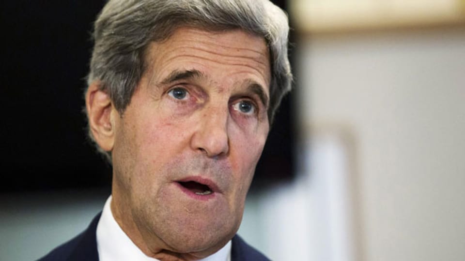 Angeheizt hat die Stimmung unter den Muslimbrüdern eine Äusserung von US-Aussenminister John Kerry. Er sagte, die Armee habe die Demokratie wieder hergestellt.