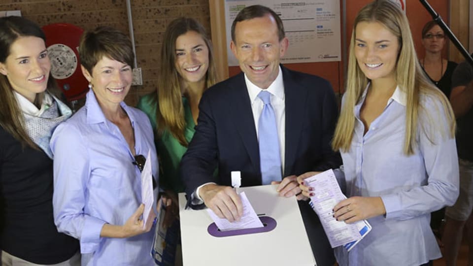 der neue australische Premierminister bei der Stimmabgabe