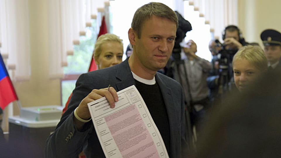Alexej Nawalny am Sonntag, 8. September im Wahllokal in Moskau.