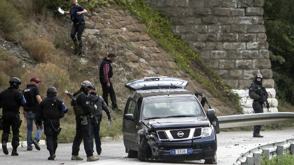EU-Polizist wird im Norden Kosovos erschossen.