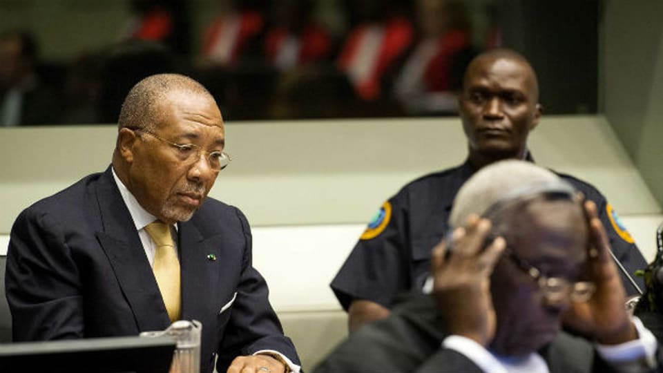 Der liberianische Ex-Diktator Charles Taylor vor dem Sierra Leone-Tribunal
