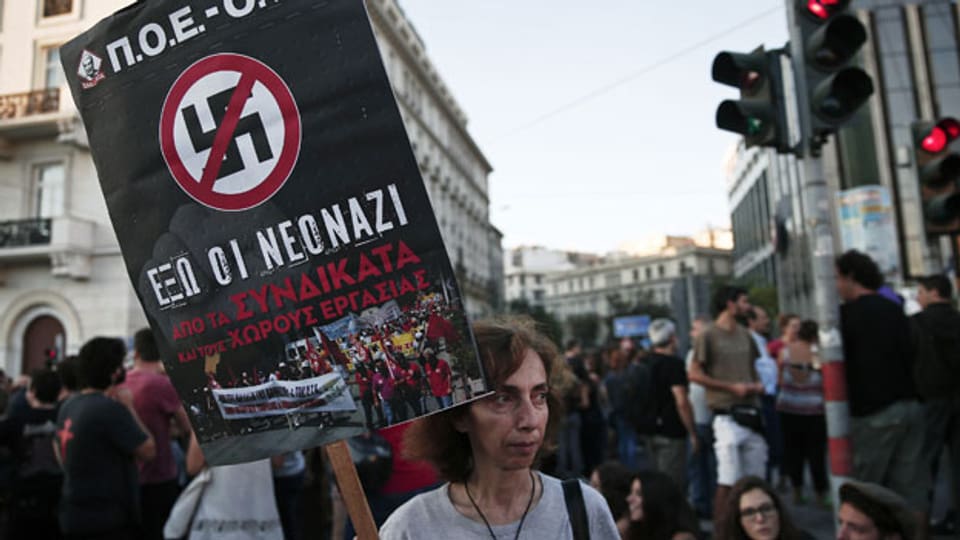Griechen inszenierten in Athen Proteste gegen den tödlichen Angriff auf einen Anti-Rassismus-Rapper.
