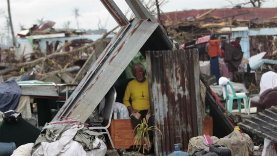 Philippinen: Hilfe kommt nur schleppend voran