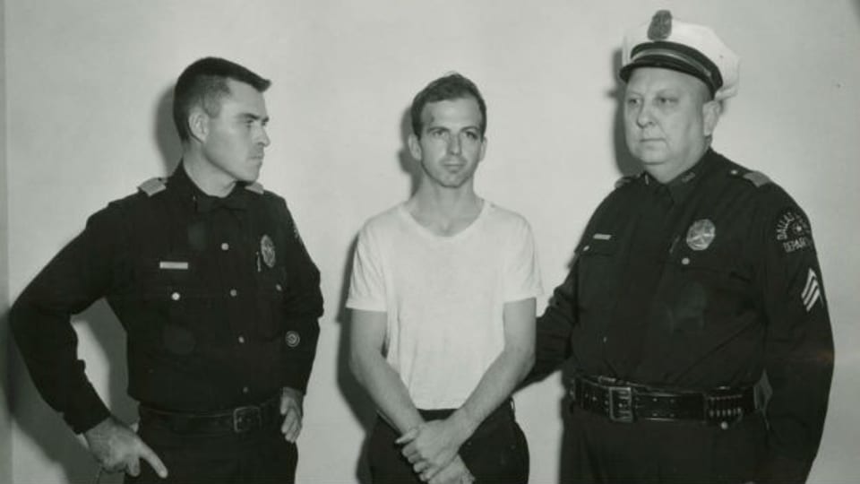 Lee Harvey Oswald, angeblich der Attentäter.