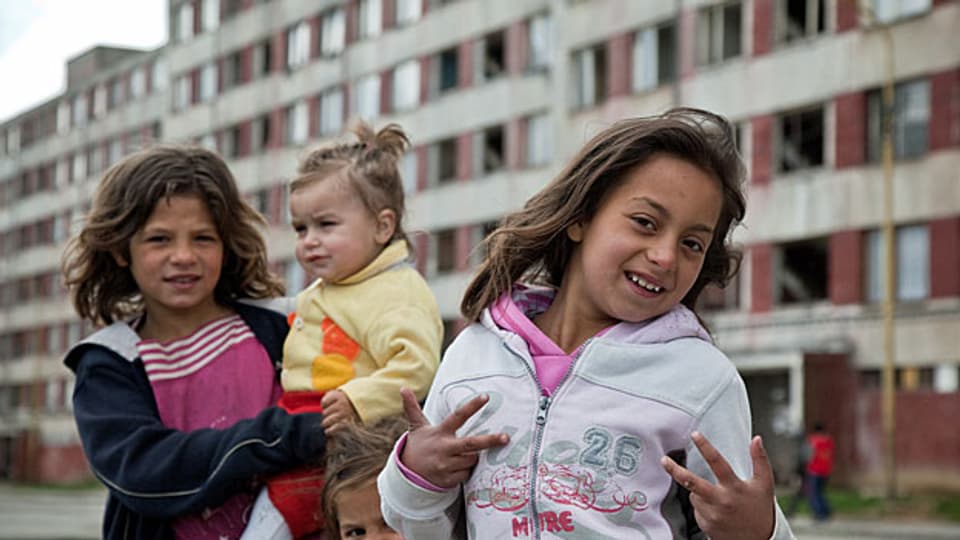 Roma-Kinder in einer Siedlung am Rand der slowakischen Stadt Kosice.