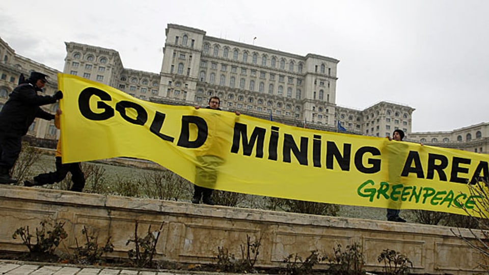 Proteste gegen eine geplante Goldmine in Siebenbürgen, am 9. Dezember vor dem Parlament in Bukarest.