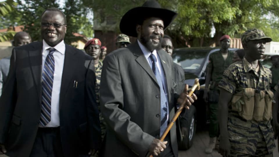Ein Bild aus besseren Zeiten: Präsident Kiir (re) und sein damaliger Vize Machar (li) 2010.