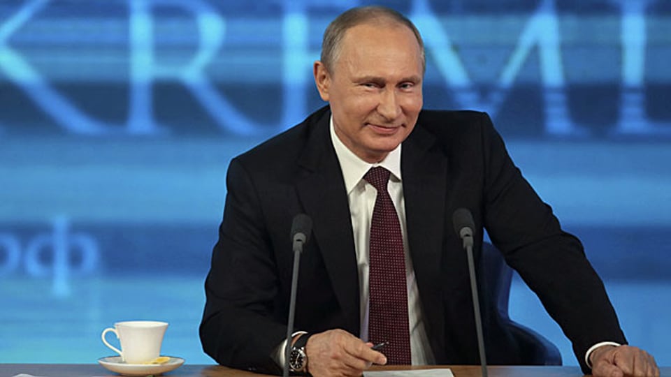 Am Rande seiner Jahresend-Medienkonferenz in Moskau kündigte Präsident Putin eine Amnestie an. Bis jetzt wurden vor Allem Prominente wie Michail Chodorkowski und die zwei Mitglieder von Pussy Riot aus der Haft entlassen.