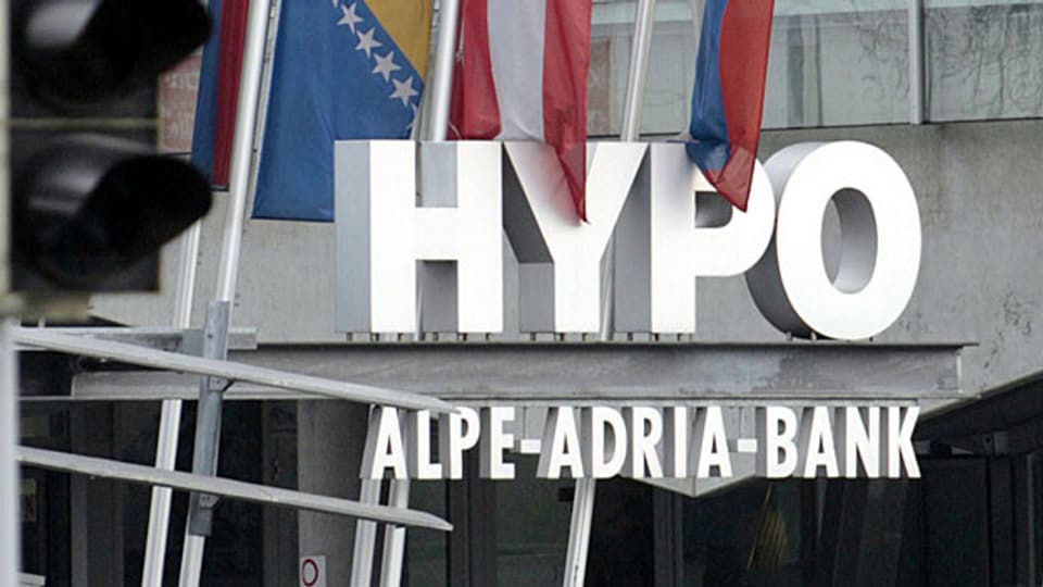 Fünf Milliarden Euro hat die Republik Österreich seit der Notverstaatlichung der Hypo 2009 schon in die Bank eingeschossen. Bub haben die österreichischen Banken eine Mitfinanzierung abgelehnt.
