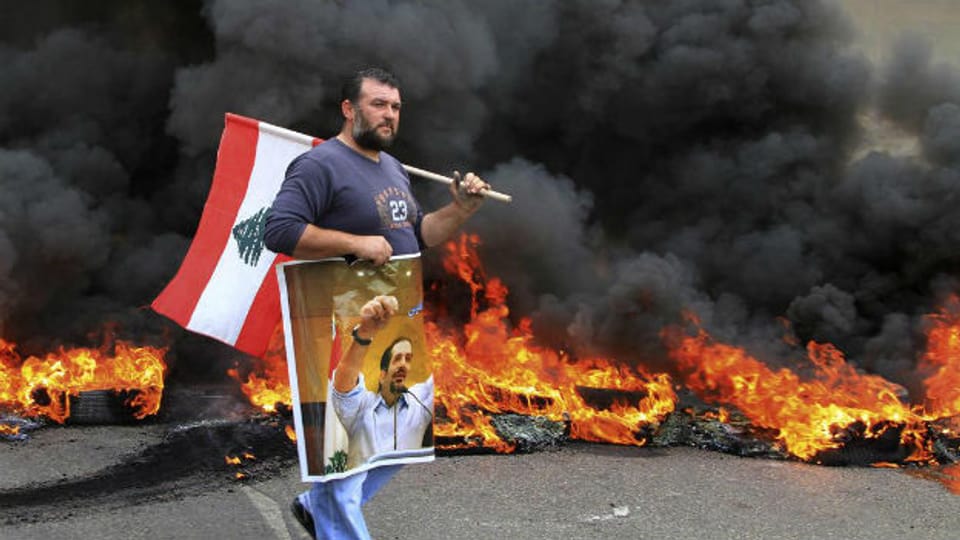 Libanon: Ein Sunnit protestiert gegen die Macht der schiitischen Hisbollah.
