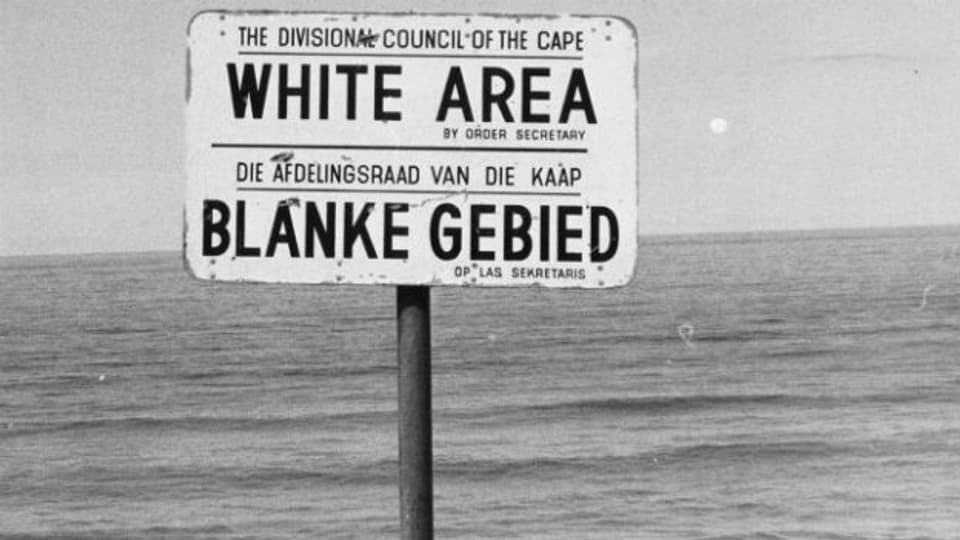 Bilder aus der Zeit der Apartheid: Strände nur für Weisse in Südafrika.