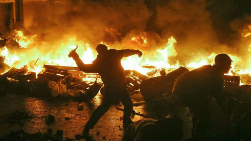 Auf dem Unabhängigkeitsplatz in Kiew eskaliert die Lage.