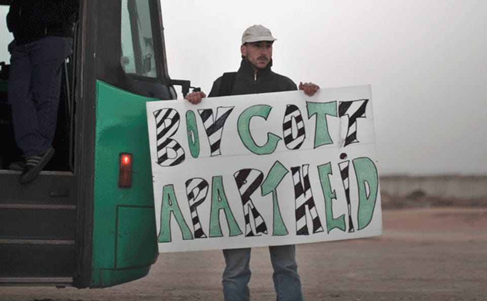 ein Palästinenser ruft zum Boykott von Israel auf