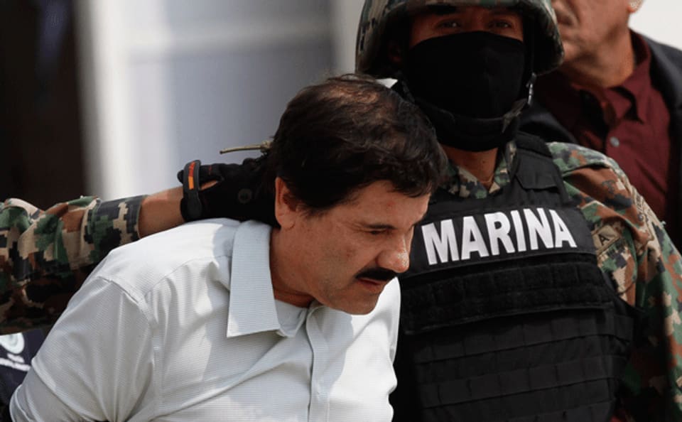 Joaquín Guzmán wird von Marine-Einheiten verhaftet