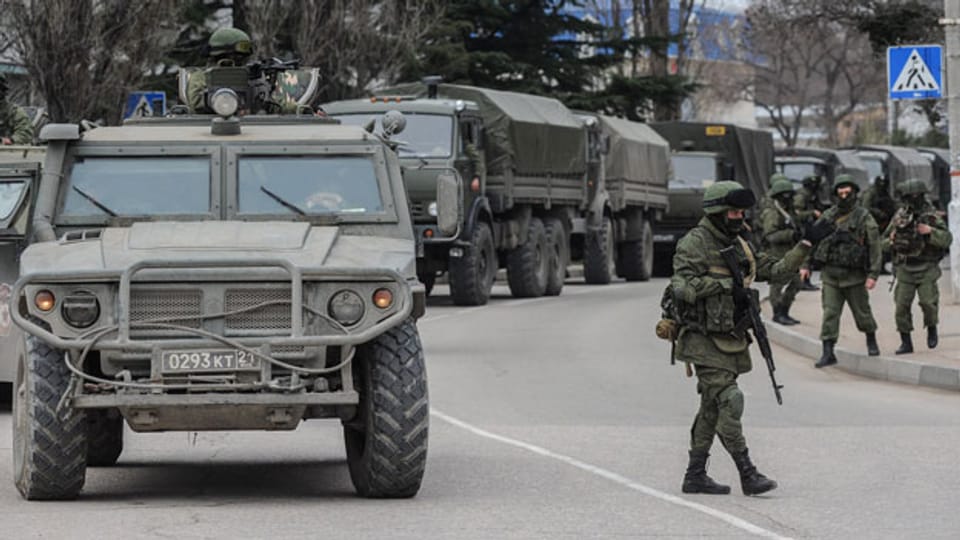Die russiche Armee erhöht ihre Präsenz auf der Krim.