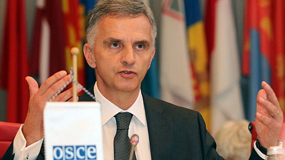 Bundespräsident Didier Burkhalter, der dieses Jahr die OSZE leitet, schlägt eine Mission in der Ukraine vor.