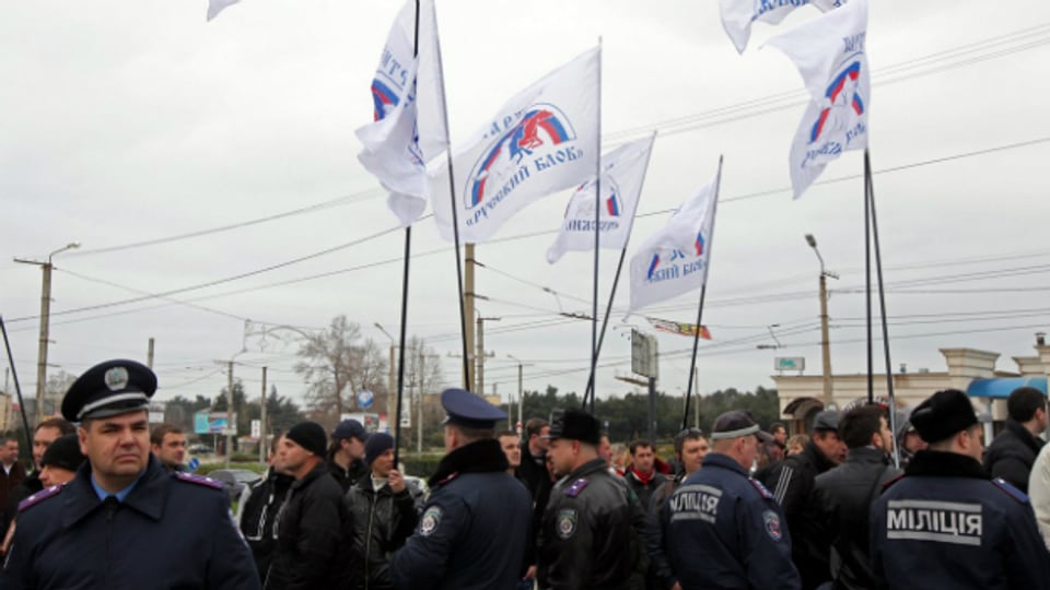 Pro-russische Demonstranten am Sonntag in Sewastopol.