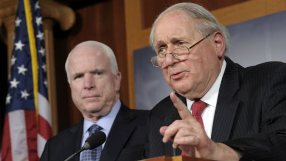 Harte Forderungen der US-Senatoren McCain und Levin.