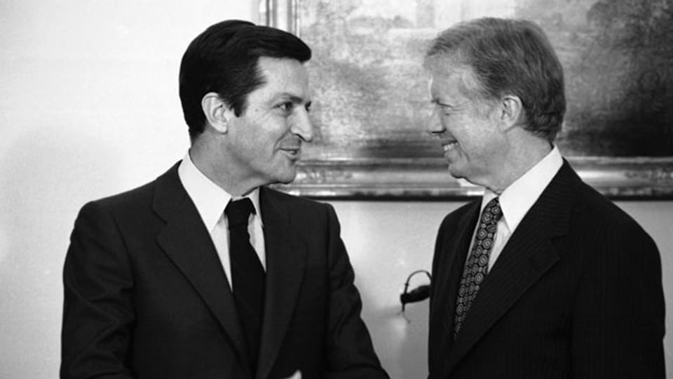 Der frühere spanische Premierminister Adolfo Suarez zusammen mit US-Präsident Jimmy Carter