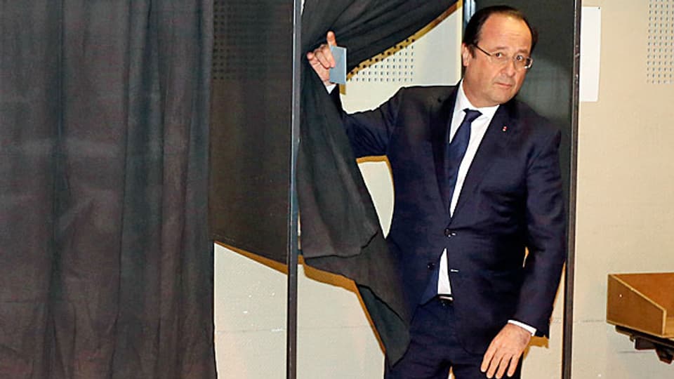 Die bürgerliche Opposition distanzierte François Hollandes Sozialisten mit 47 zu 38 Prozent.