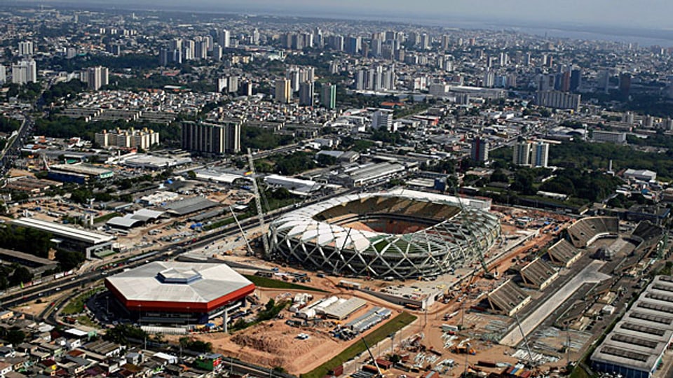 Die bisher einzige Idee, was man nach dem WM-Turnier mit dem Fussballstadion anfangen könnte, stammt von einem Richter: Er schlägt vor, die «Arena de Amazonia» zum Gefängnis umzubauen.
